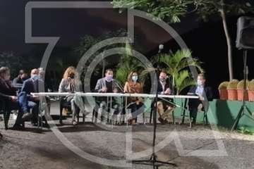 Reunión en La Higuera Canaria sobre los problemas de conectividad digital/TA.