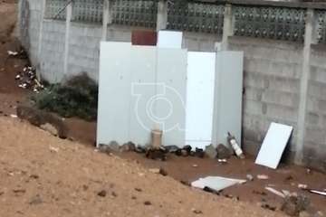 Chamizo pegado al campo municipal de Melenara/TA.