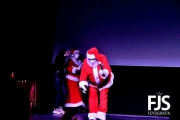 El Teatro de Telde rebosa de magia con el musical 'Al Revés en Navidad'/TA.
