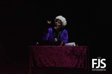 El Teatro de Telde rebosa de magia con el musical 'Al Revés en Navidad'/TA.