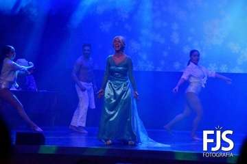 El Teatro de Telde rebosa de magia con el musical 'Al Revés en Navidad'/TA.