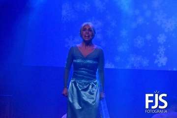 El Teatro de Telde rebosa de magia con el musical 'Al Revés en Navidad'/TA.