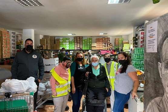 Las murgas teldenses Golisnionas y Nietos de Sary Manchez se vuelcan con el colectivo social Guaxayra Aguax/TA.