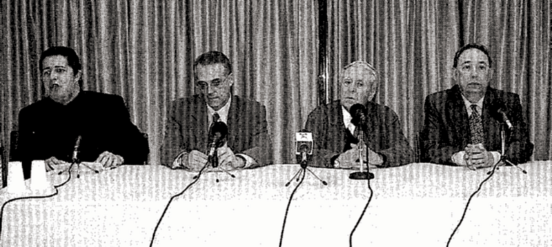 Imagen de un acto celebrado en el Círculo Cultural en 2000 con presencia del profesor José Antonio Samper/TA.
