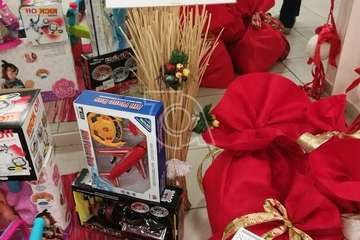 El Roque Azucarero endulza estas fiestas a familias necesitadas de Telde/TA.