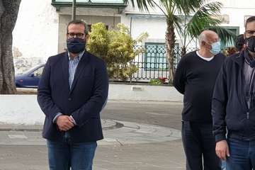 Minuto de silencio en Telde y en Presidencia del Gobierno de Canarias por la mujer asesinada en Gáldar/TA y Acfi Press.