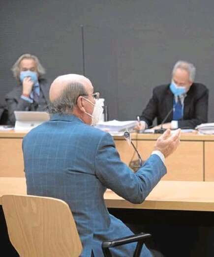 El acusado testifica ayer ante el juez. Asegura que nunca se ha sobrepasado con ninguna mujer/C7.