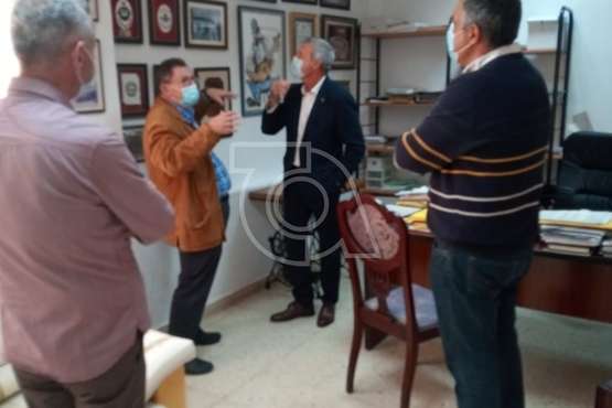  El nuevo comisario de Telde hace amigos en Jinámar/TA.