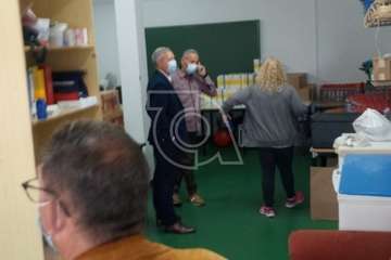  El nuevo comisario de Telde hace amigos en Jinámar/TA.