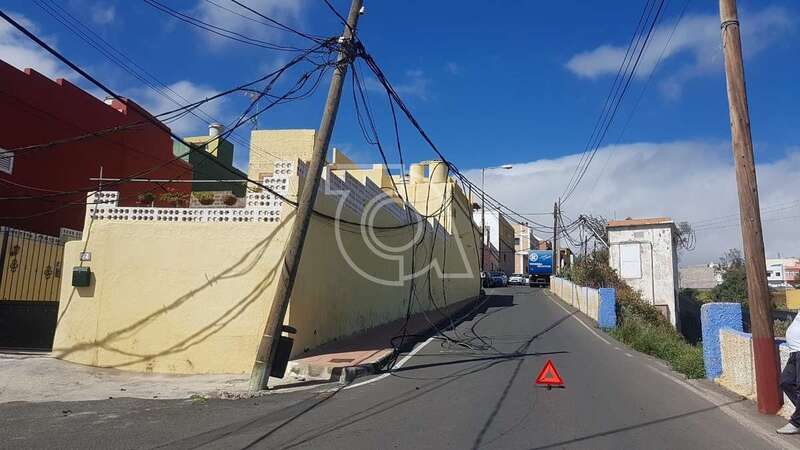 Imagen de incidente de esta mañana en una calle de Caserones/TA.