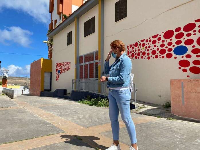 En la imagen, la mujer que rechazó las propuestas alojativas del Ayuntamiento y que finalmente aceptó su traslado a un centro de acogida en la capital/TA.