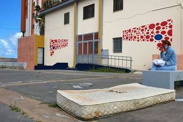  La oposición lamenta el â€œdesahucio exprésâ€ de Servicios Sociales a las personas del albergue de Jinámar/TA.