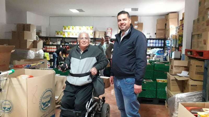 El concejal de Servicios Sociales, Diego Ojeda, en la sede del colectivo/TA.