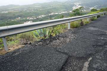  'Piscinas naturales' en Montaña Las Palmas (Telde)/Acfi Press.
