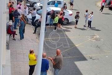 Reunión de vecinos afectados con autoridades del Ayuntamiento de Telde/TA.