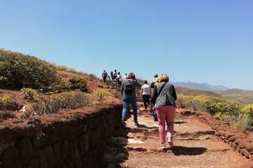  La Asociación de Mujeres Profesionales Maguada rinde homenaje a Sanmao en Telde/TA.