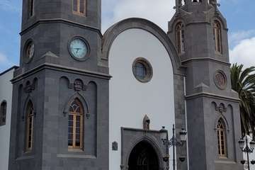  Telde vive un sobrio Viernes Santo sin procesiones/TA y Jesús Ruiz Mesa.