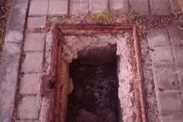 El peligro acecha en una acera de La Garita (Telde)/Miguel A. Santana y TA.