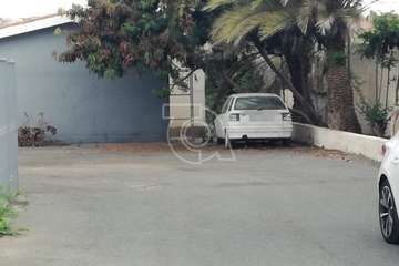 Cementerio de vehículos en La Pardilla, junto al Centro de Alzheimer/TA.