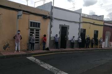 Enrame y colocación de la Cruz en El Roque Azucarero/TA.