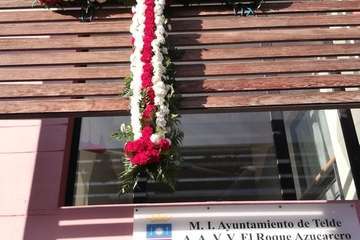 Enrame y colocación de la Cruz en El Roque Azucarero/TA.