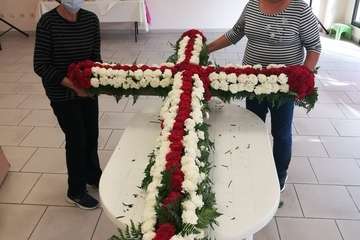 Enrame y colocación de la Cruz en El Roque Azucarero/TA.