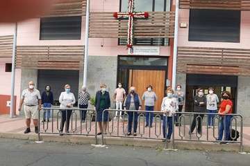 Enrame y colocación de la Cruz en El Roque Azucarero/TA.