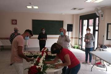 Enrame y colocación de la Cruz en El Roque Azucarero/TA.