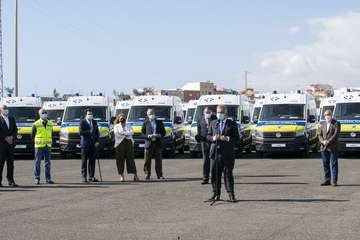 Presentación en Telde de la nueva flota de ambulancias de TSNU de Gran Canaria/Acfi Pres.