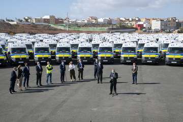 Presentación en Telde de la nueva flota de ambulancias de TSNU de Gran Canaria/Acfi Pres.
