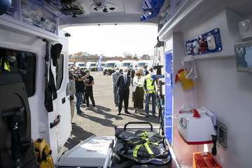 Presentación en Telde de la nueva flota de ambulancias de TSNU de Gran Canaria/Acfi Pres.