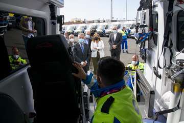 Presentación en Telde de la nueva flota de ambulancias de TSNU de Gran Canaria/Acfi Pres.