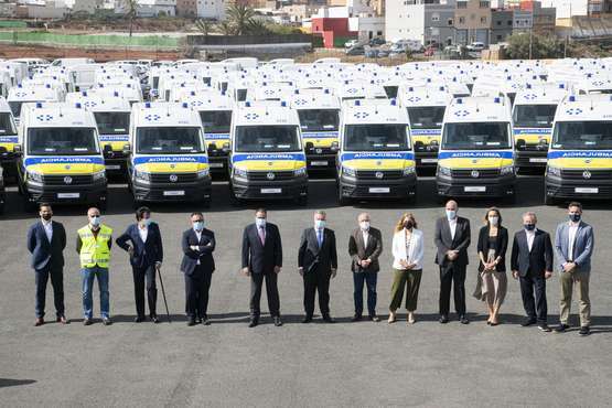 Presentación en Telde de la nueva flota de ambulancias de TSNU de Gran Canaria/Acfi Pres.
