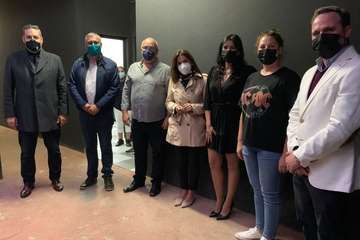 Humor y fuegos artificiales en Telde en la Noche de San Juan/TA.