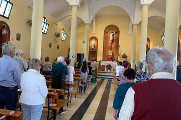 Caserío de Gando ofrenda a su patrono San Fermín/TA.