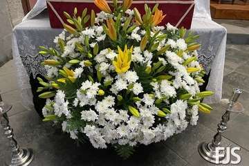 La Virgen del Carmen estrena traje y manto en su festividad en Los Llanos de Telde/Francisco Javier Santana.