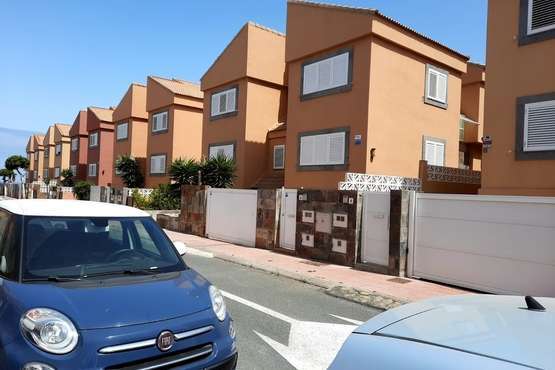 Viviendas sin cédulas de habitabilidad a pesar de llevar 15 años pagando el IBI/Luis E. Socorro.