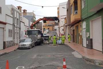  Alegría en La Pardilla por el rebacheado de las calles de la Urbanización Fiol/TA.