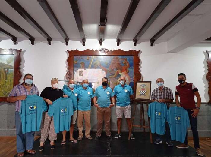 La presentación de la nueva equipación tuvo lugar este miércoles en los salones de la entidad/TA.