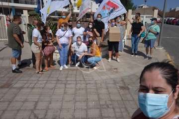  Protesta para exigir más personal a las puertas de la Residencia de Taliarte/TA.