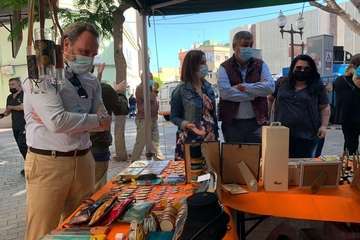 Doce profesionales ofrecen sus creaciones en la Muestra de Artesanía de Los Llanos/TA.