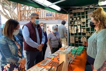 Doce profesionales ofrecen sus creaciones en la Muestra de Artesanía de Los Llanos/TA.