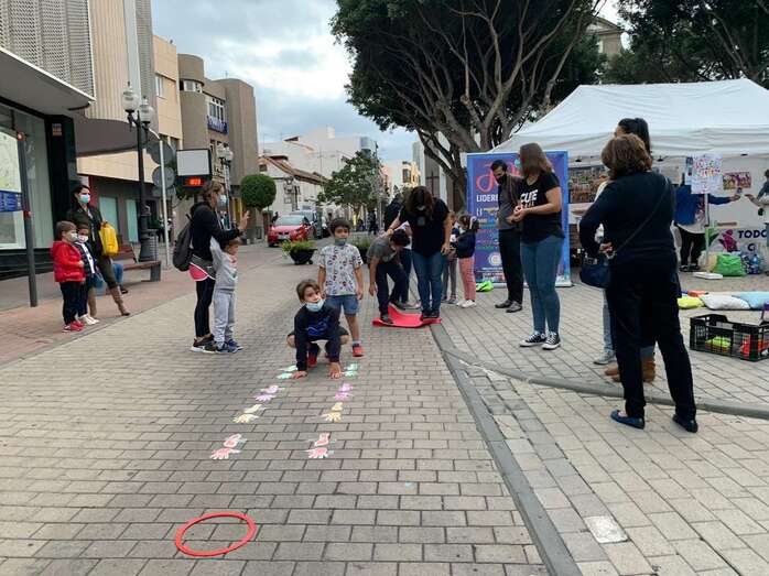 Actividades en Los Llanos de la comunidad baháâ€™í de Telde/TA.