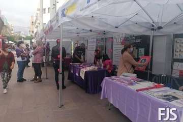 Ocho colectivos muestran en Telde sus trabajos en favor de la mujer/Francisco Javier Santana.