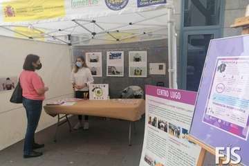 Ocho colectivos muestran en Telde sus trabajos en favor de la mujer/Francisco Javier Santana.