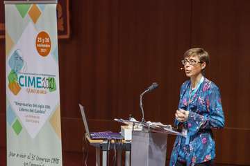 CIME y ASEME Canarias reconocen el esfuerzo de las mujeres empresarias de las Islas con la entrega de sus galardones/Acfi Press.