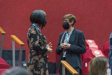 CIME y ASEME Canarias reconocen el esfuerzo de las mujeres empresarias de las Islas con la entrega de sus galardones/Acfi Press.