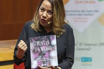 CIME y ASEME Canarias reconocen el esfuerzo de las mujeres empresarias de las Islas con la entrega de sus galardones/Acfi Press.