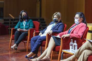 CIME y ASEME Canarias reconocen el esfuerzo de las mujeres empresarias de las Islas con la entrega de sus galardones/Acfi Press.