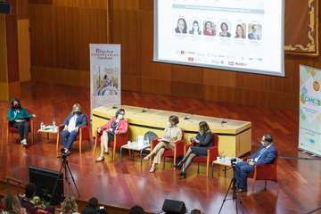 CIME y ASEME Canarias reconocen el esfuerzo de las mujeres empresarias de las Islas con la entrega de sus galardones/Acfi Press.